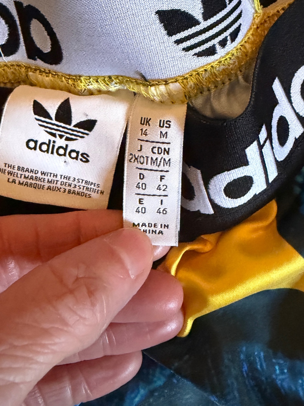 Adidas Originals x FARM Rio Palm Leaf Shorts size Medium - Picture 4 of 4